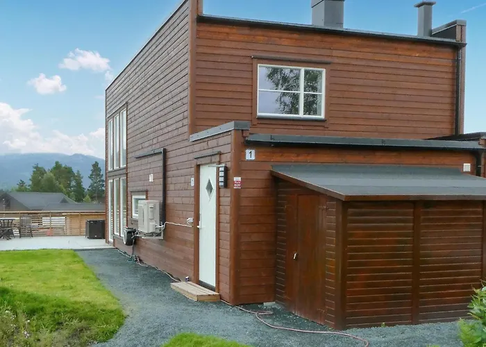 Awesome In With View ヴラダル